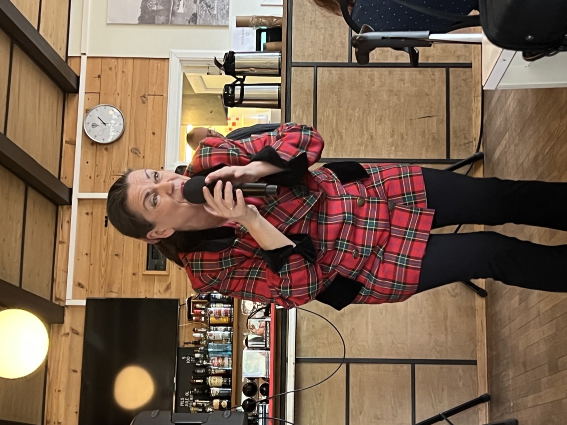 Kjøring til Sundhaugen med beboere på Eikertun